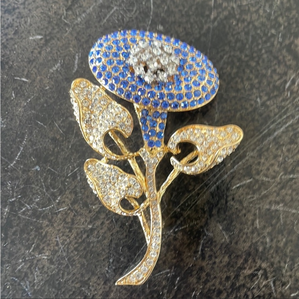 COPY - Beautiful Blue  rhinestone brooch by Camrose & Kross
